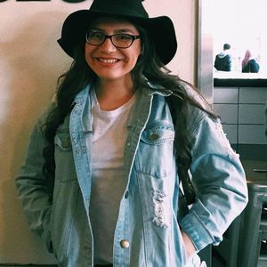 Meet your Posher, Lissett